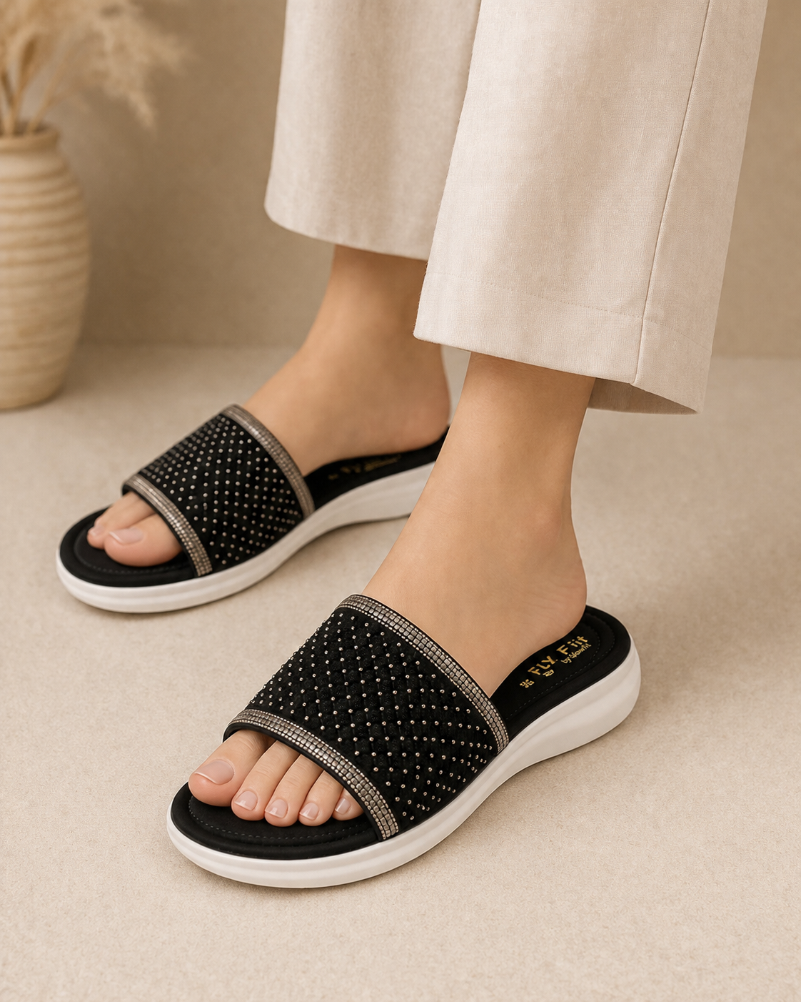 Women slippers 🩴
